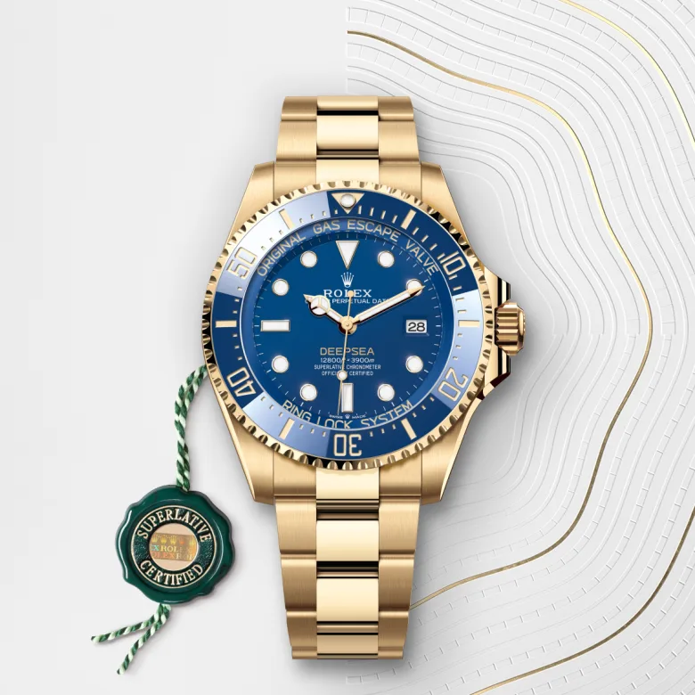 rolex M136668LB-0001 - La lunetta in ceramica e l’indicazione luminescente